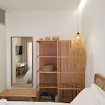 Aphrodite Luxury Suites-private Heated Pool & Jacuzzi *