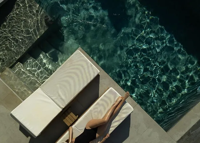 Aphrodite Luxury Suites, Private Heated Pool & Jacuzzi -romantic Escape For Couples Willa Miasto Kos