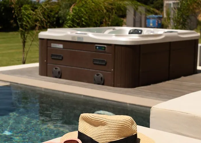 Aphrodite Luxury Suites, Private Heated Pool & Jacuzzi -romantic Escape For Couples Willa