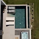 Aphrodite Luxury Suites-private Heated Pool & Jacuzzi