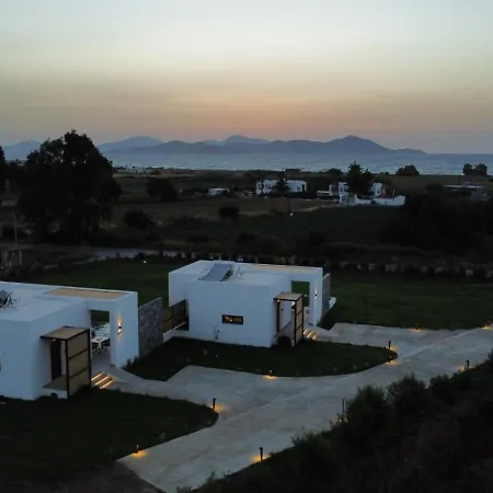 Aphrodite Luxury & Suites-private Heated Pool & Jacuzzi וילה