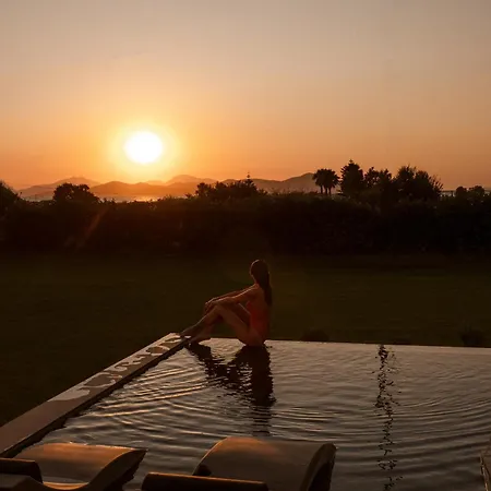 Βίλα Aphrodite Luxury - Private Heated Pool & Jacuzzi *