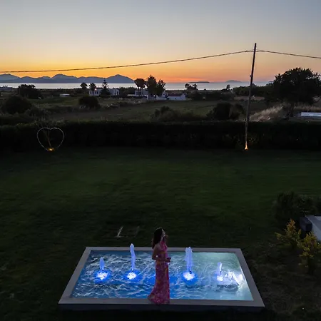 Aphrodite Luxury & Suites-private Heated Pool & Jacuzzi