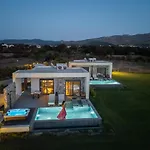 Aphrodite Luxury Suites-private Heated Pool & Jacuzzi Villa *