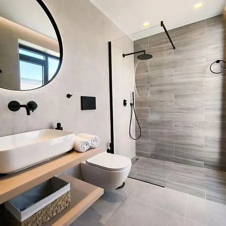 Aphrodite Luxury - Private Heated Pool & Jacuzzi 빌라 *