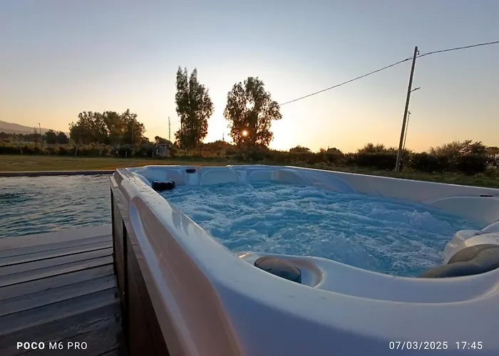 Aphrodite Luxury Suites, Private Heated Pool & Jacuzzi -romantic Escape For Couples *